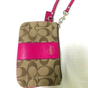 COACH Wristlet Wallet- single corner zip
